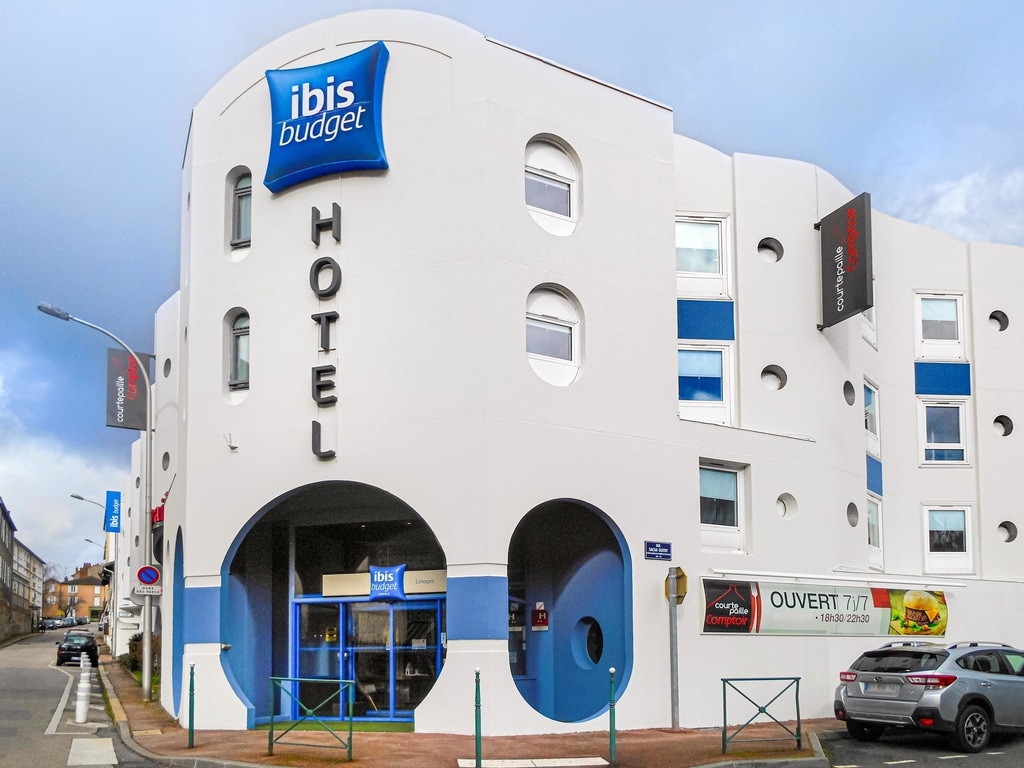 Façade Ibis Budget à Limoges