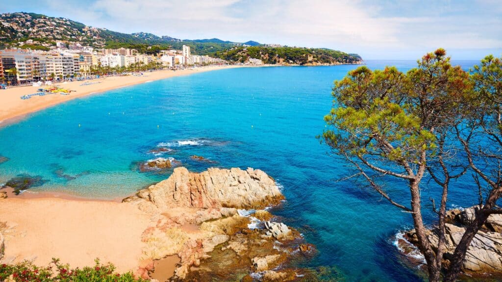 Photo d'une des plages de la ville de Gérone.